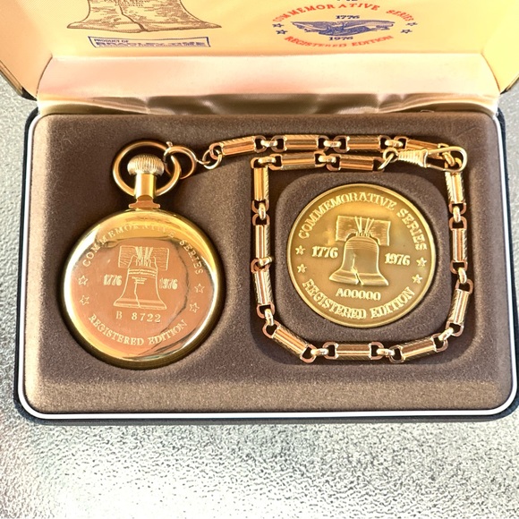 1976 Bicentennial Pocket Watch and U.S. Postage Stamps - Picture 5 of 14
